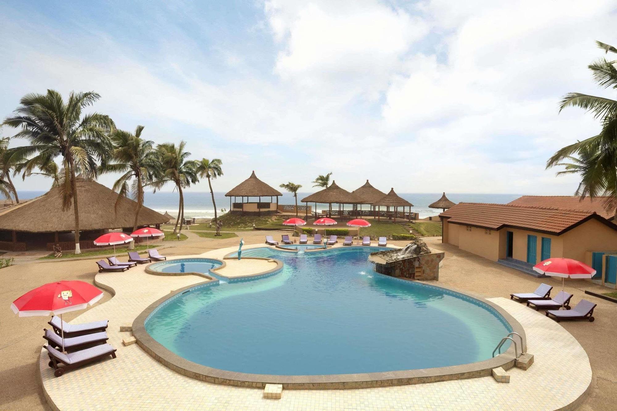 Ramada Resort Akra Zewnętrze zdjęcie