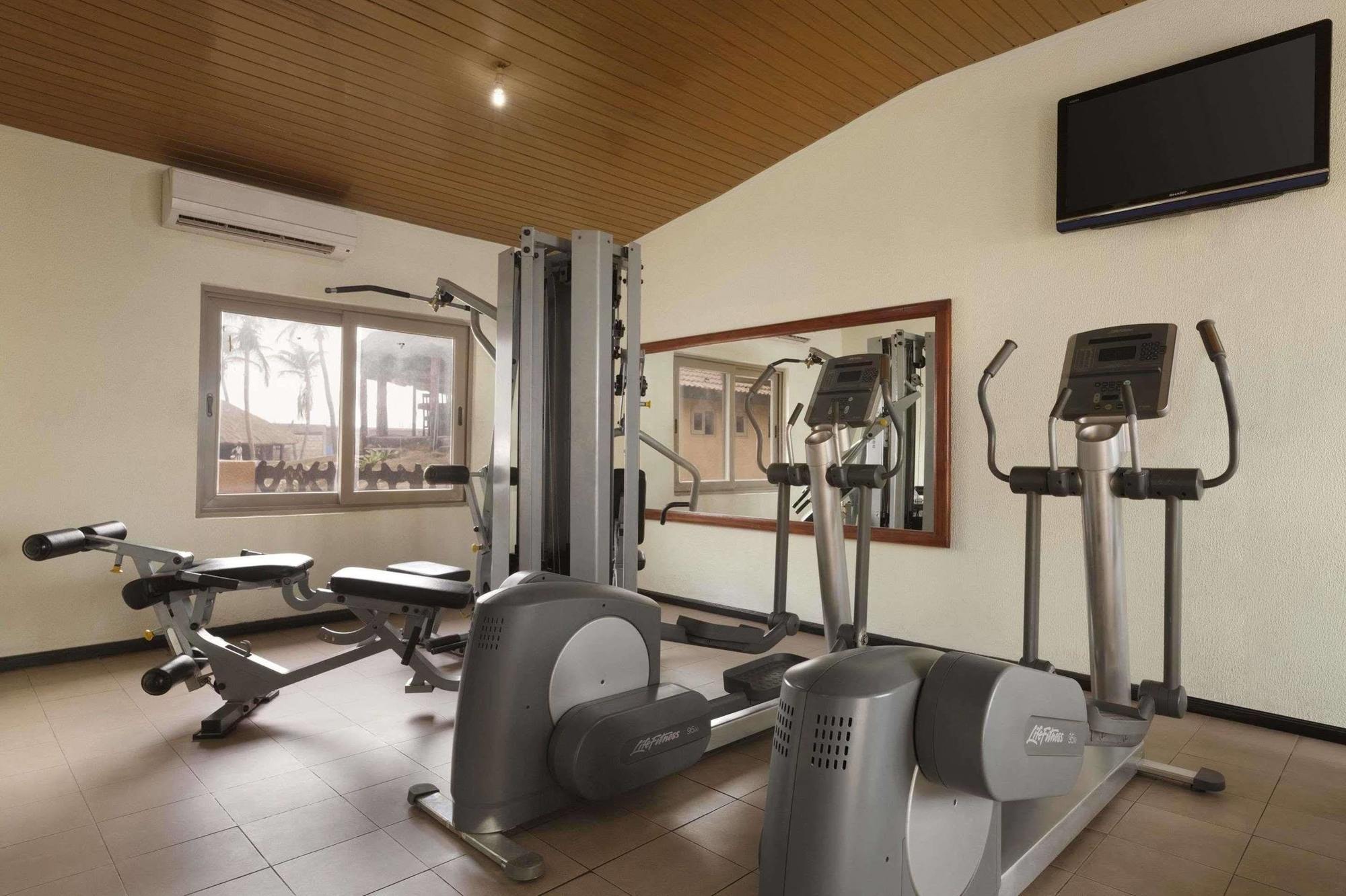 Ramada Resort Akra Zewnętrze zdjęcie